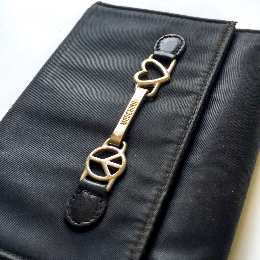 Vintage Black moschino wallet peace and love 70’s